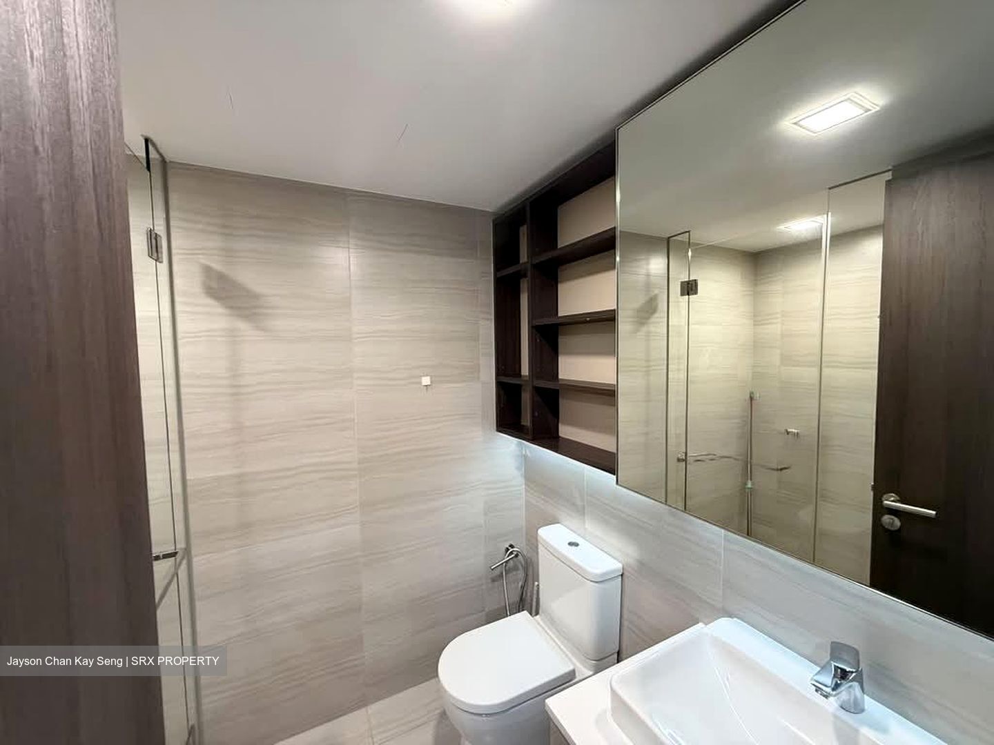 Lake Grande (D22), Condominium #558278171
